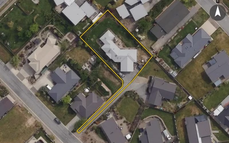 10 Chandler Crescent