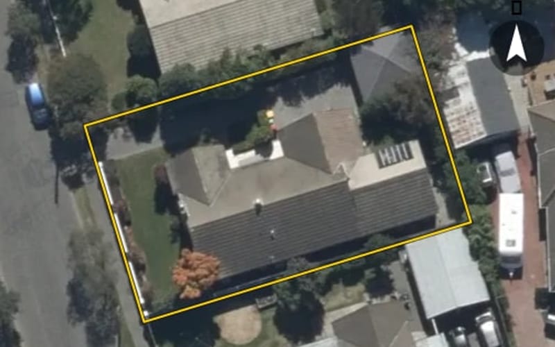 16 Sevenoaks Drive