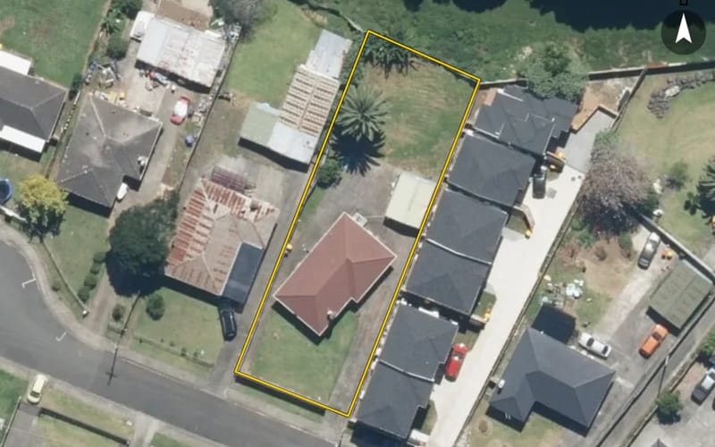 11 Julian Place