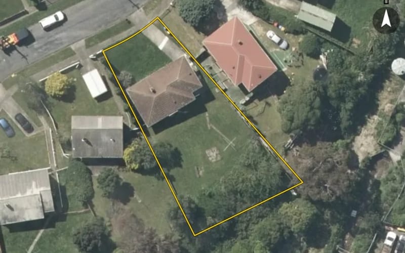 15 Aparangi Crescent