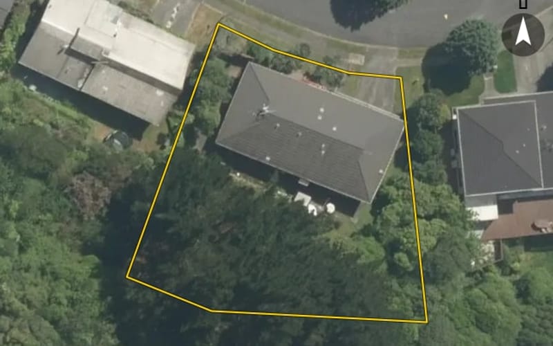 32 Greyfriars Crescent