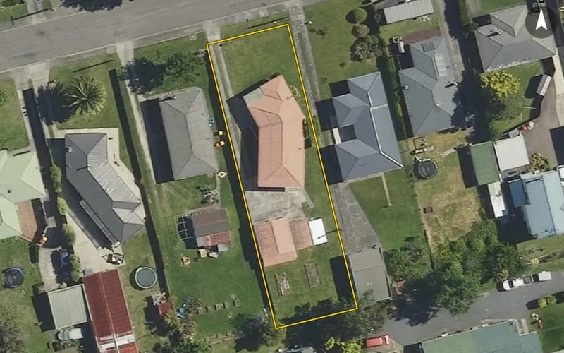 10 La Trobe Place