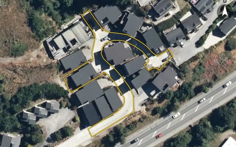 15 Livingstone Lane
