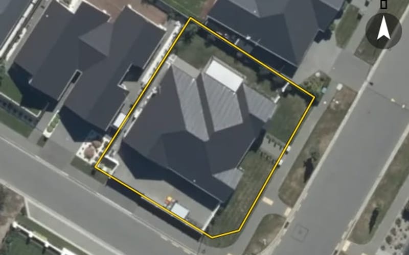 2 Kirkland Crescent