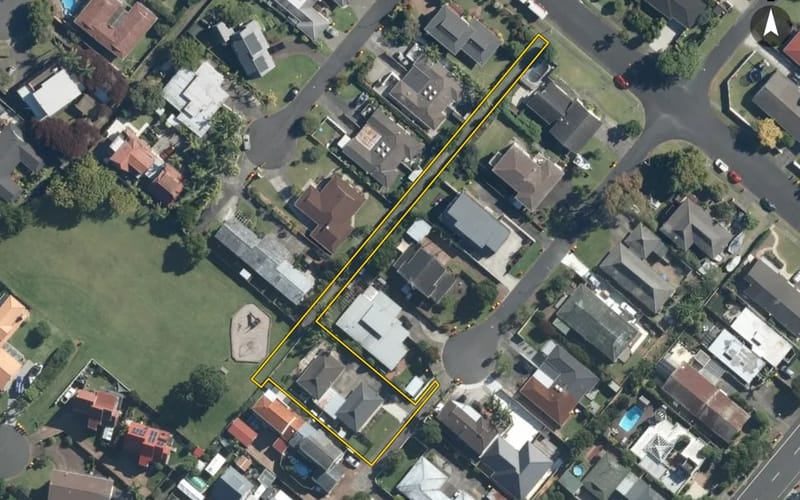 11 Levaut Place
