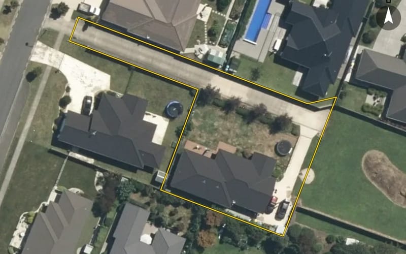 6 Plescher Crescent