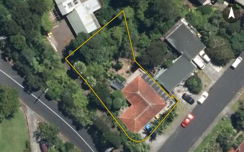 2 Karapiti Place