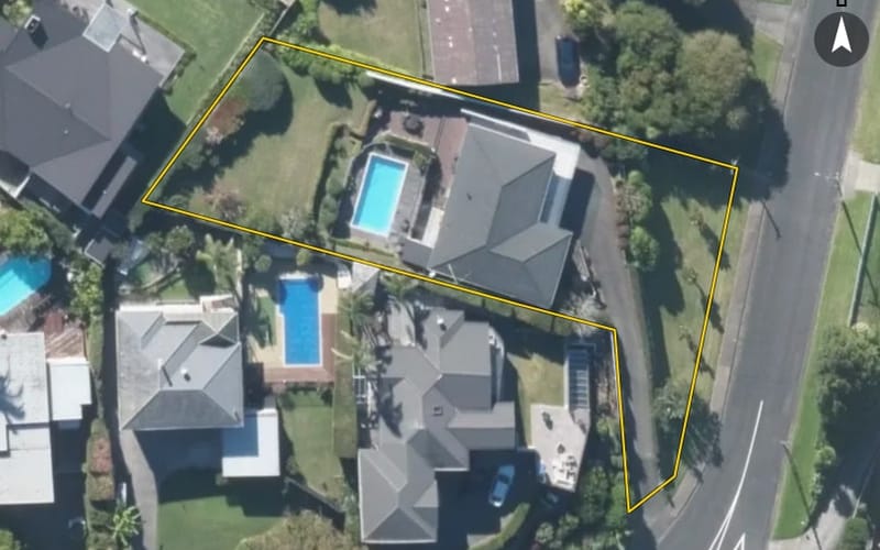 4 Montgomery Crescent