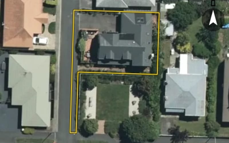 4 Pepper Tree Way