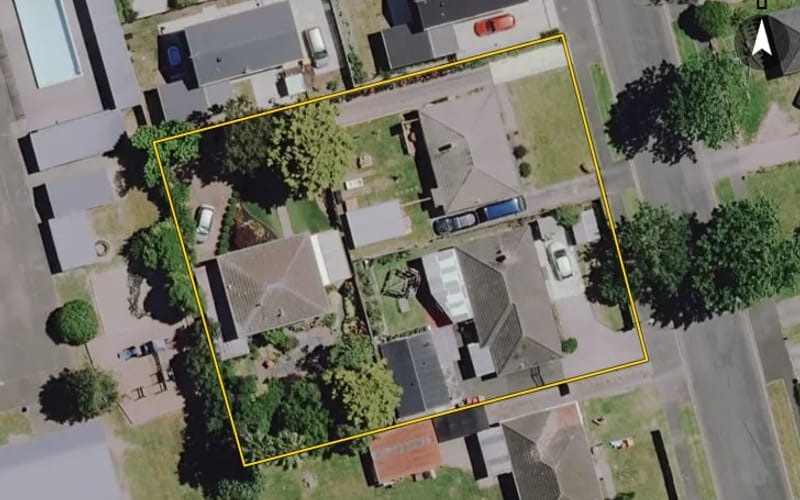 53 Kenney Crescent