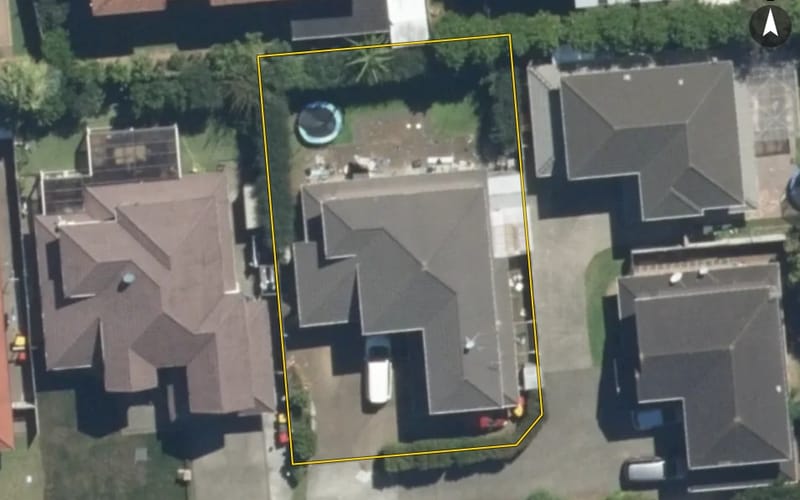 27 Carousel Crescent