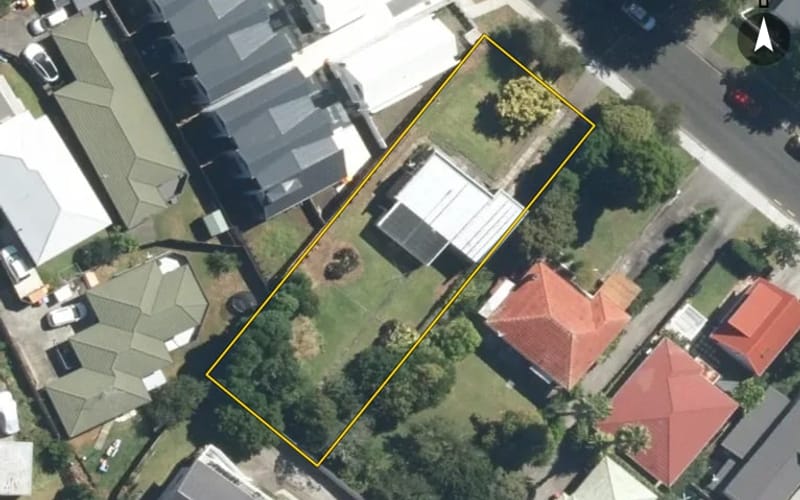 10 Ewenson Avenue