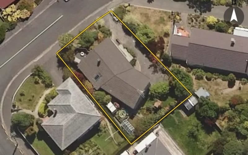 49 Pioneer Crescent