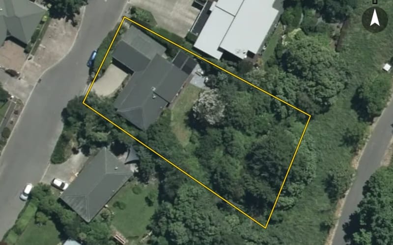 8 Burrough Place