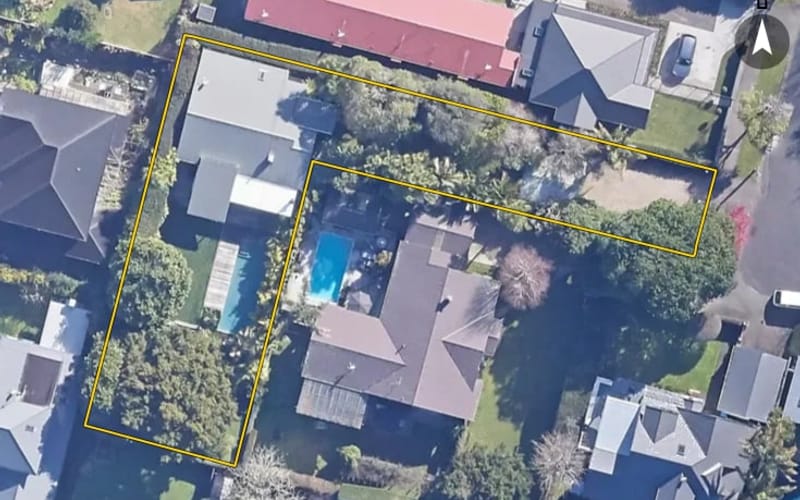 11 Henley Road