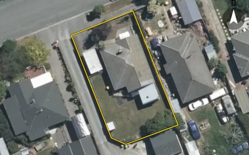 16 MacDonald Street