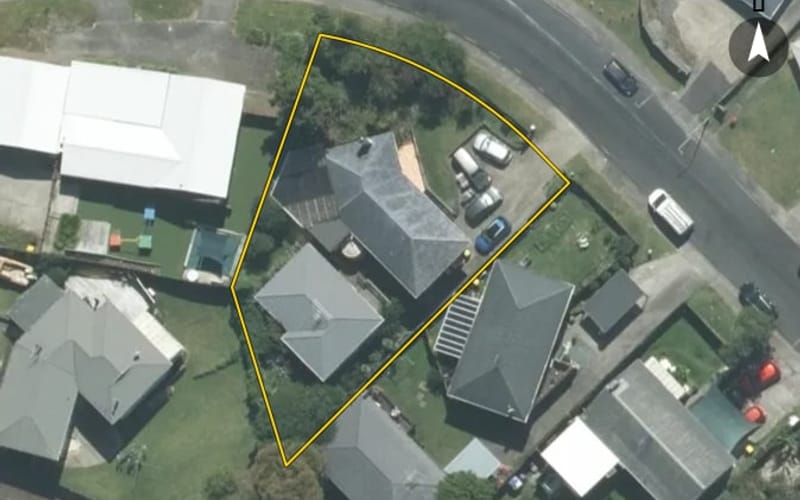 10 Locket Road