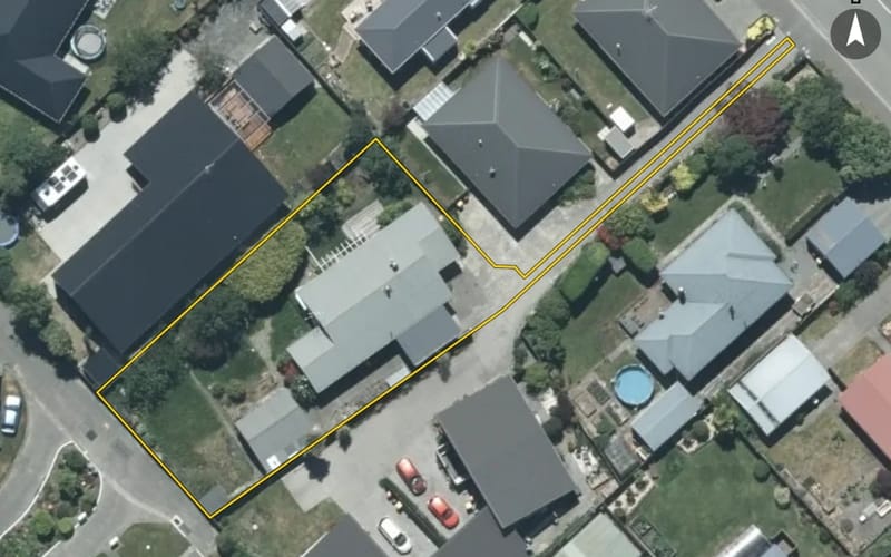 52 Beach Road