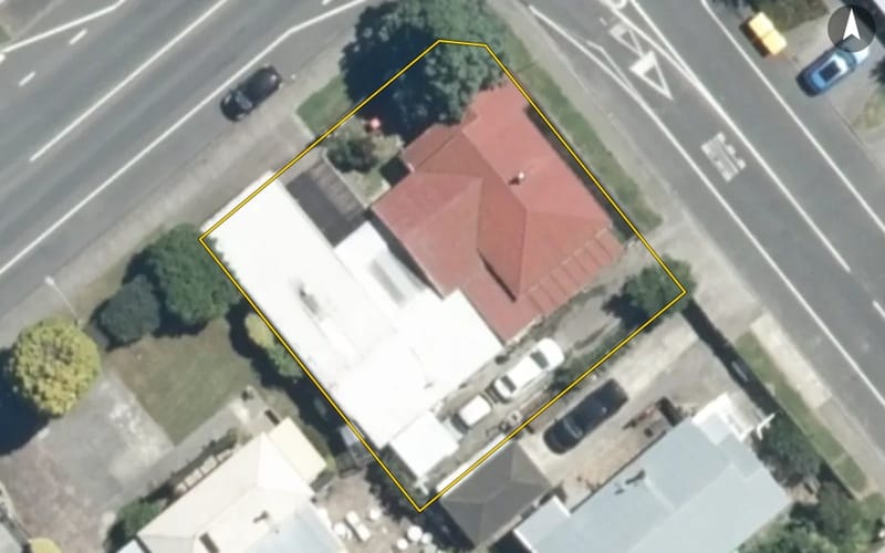 208 Willowpark Road South