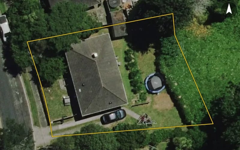 10 Stokes Crescent