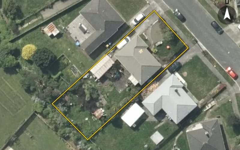 16 Stevens Crescent
