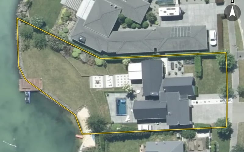 15 Waterton Point