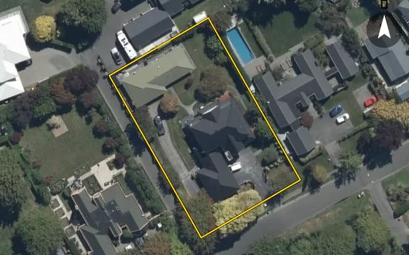 42 Regents Park Drive
