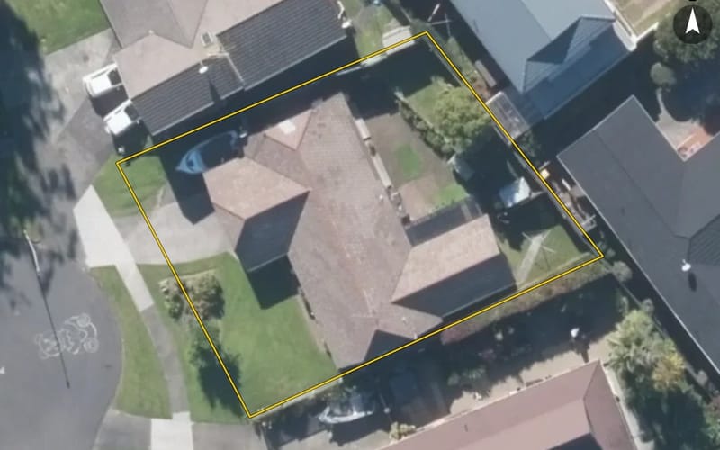27 Voltaire Court