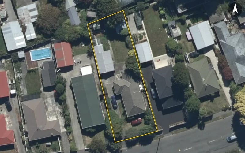 24 Kendal Avenue