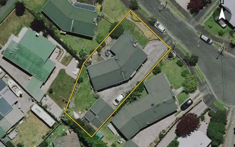 4 Parkdale Place