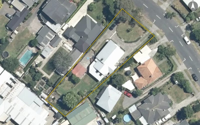 111 Charlotte Crescent
