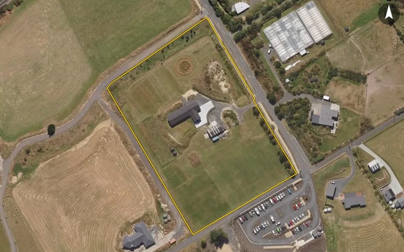 18 Tunnel Beach Road