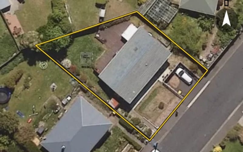 4 Hanlon Street