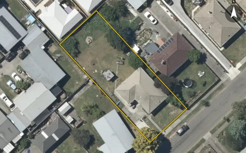 2 Fleming Crescent