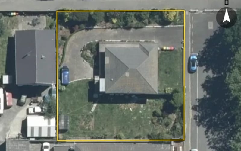 1 Craigie Avenue