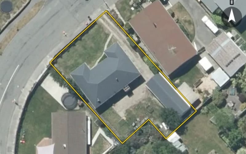 4 Russell Avenue