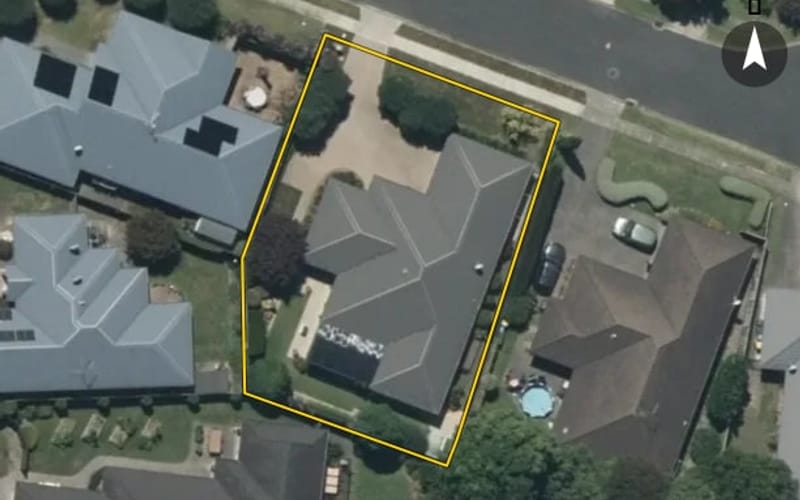 6 Chesterton Drive