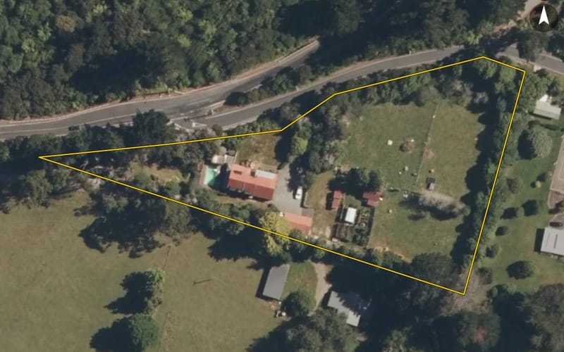 2 Crest Road