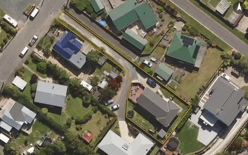 24 Helensburgh Road