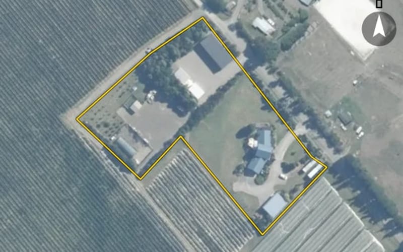 105 Clover Road West