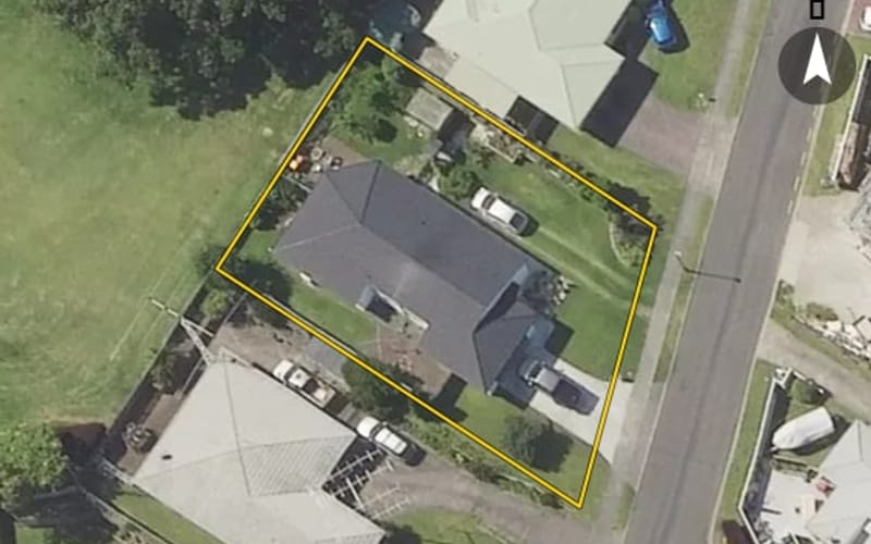10 Bell Common Close