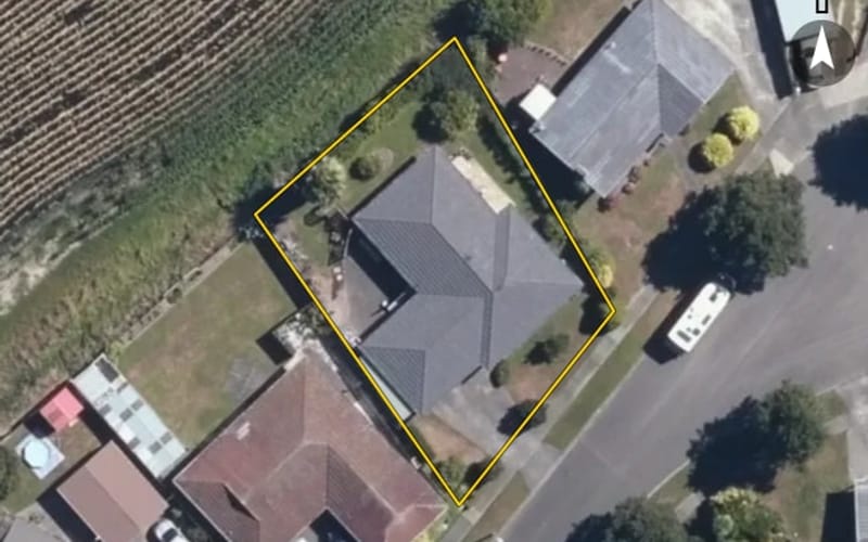 41 Meadowbrook Drive