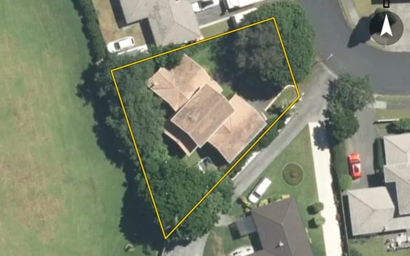 15 Len Garlick Place
