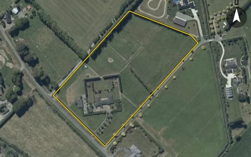 77 Downies Road