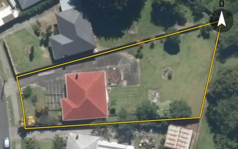 9 Antrim Crescent