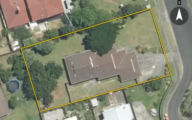 3 Rochas Place