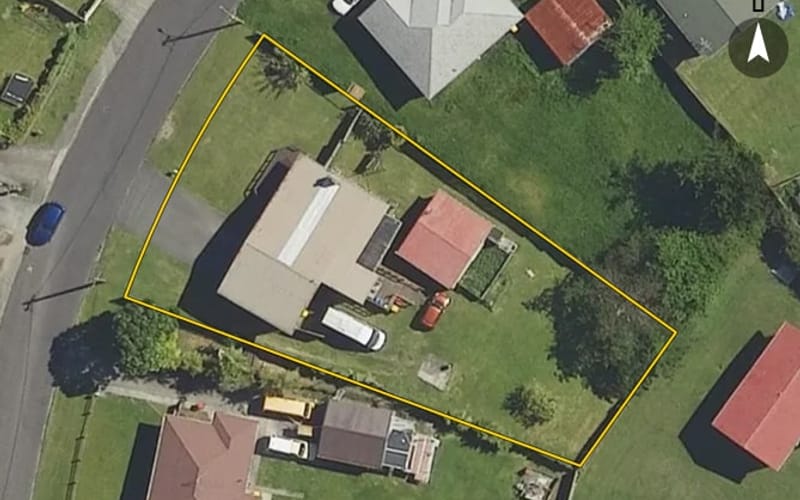 66 Thomas Crescent