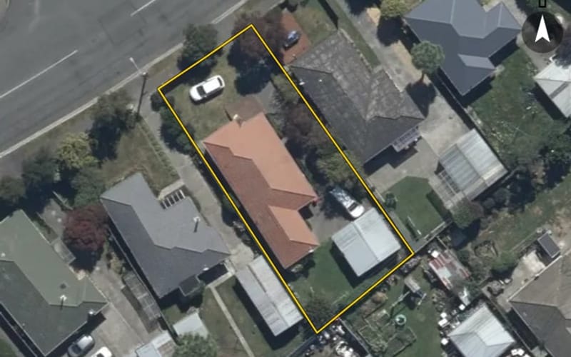 11 Kendal Avenue