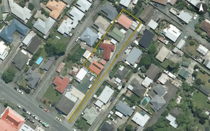2/50 Parkers Road