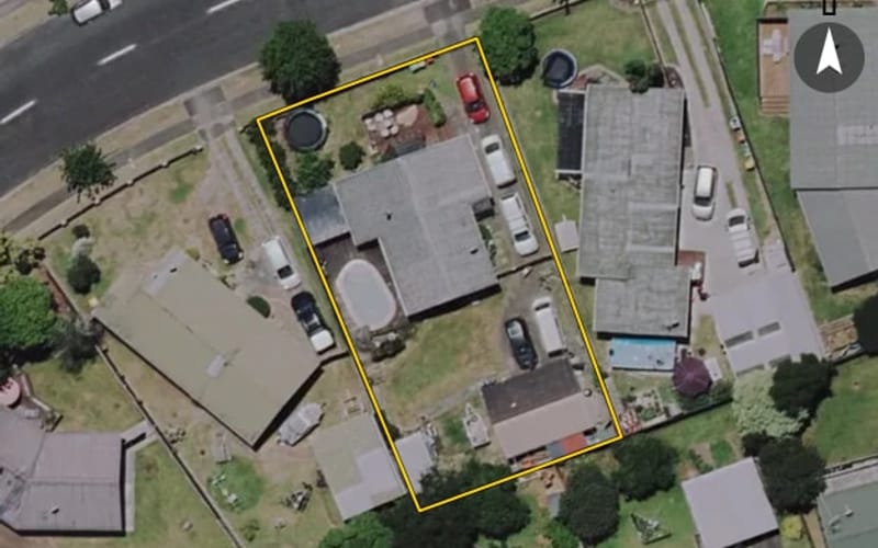 15 Blomfield Street